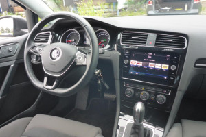 Volkswagen Golf 1.6 TDI 115KM Highline Variant A7 116KM AN (Estate 5dr.) – OSOB. — zdjęcie 8