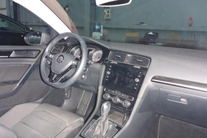 Volkswagen Golf 1.6 TDI 115KM Highline Variant A7 116KM AN (Estate 5dr.) – OSOB. — zdjęcie 8