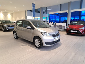 Hyundai Elantra PASSAT Var. 2.0 TDI BMT DSG 4M Highline — zdjęcie 5